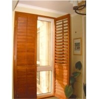 品味自然，演繹生活美學(xué) 實(shí)木百葉門窗的深度解析